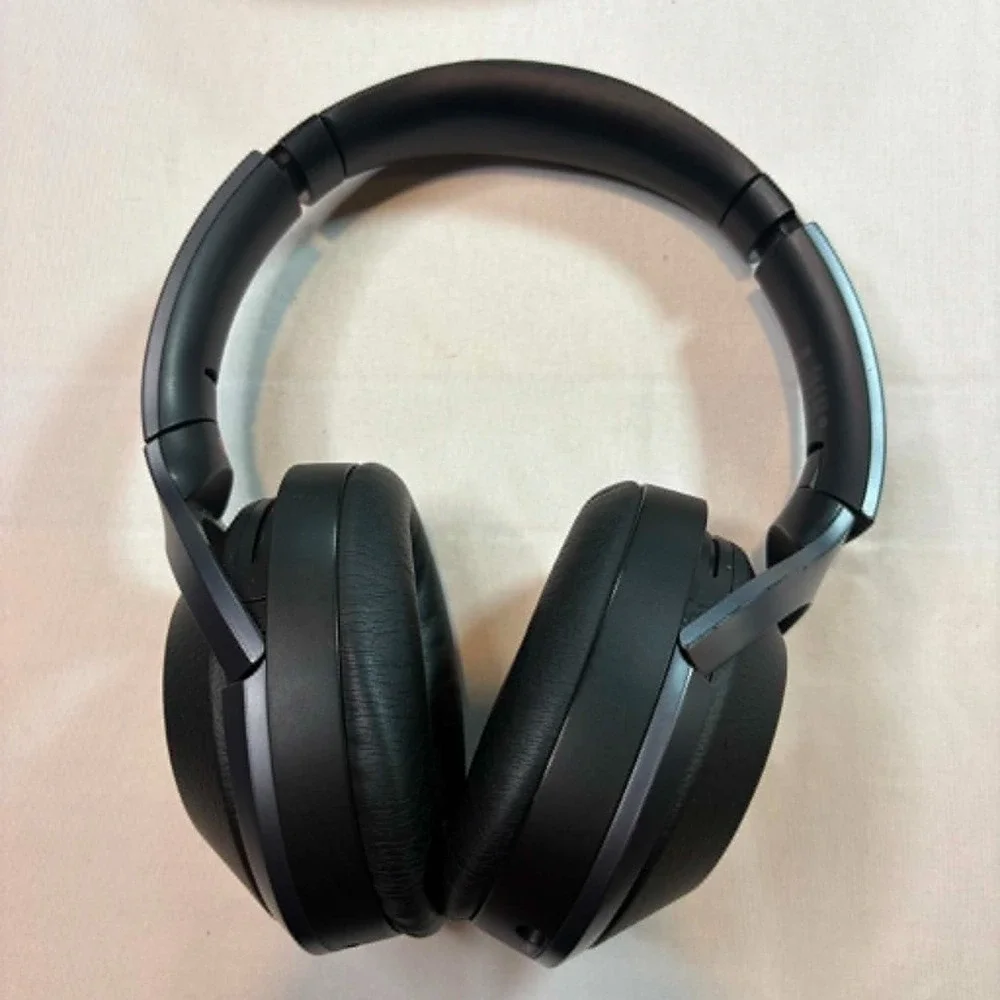 Sony WH-1000XM2 Wireless Noise Canceling Over Ear Headphones Black Case WH1000XM